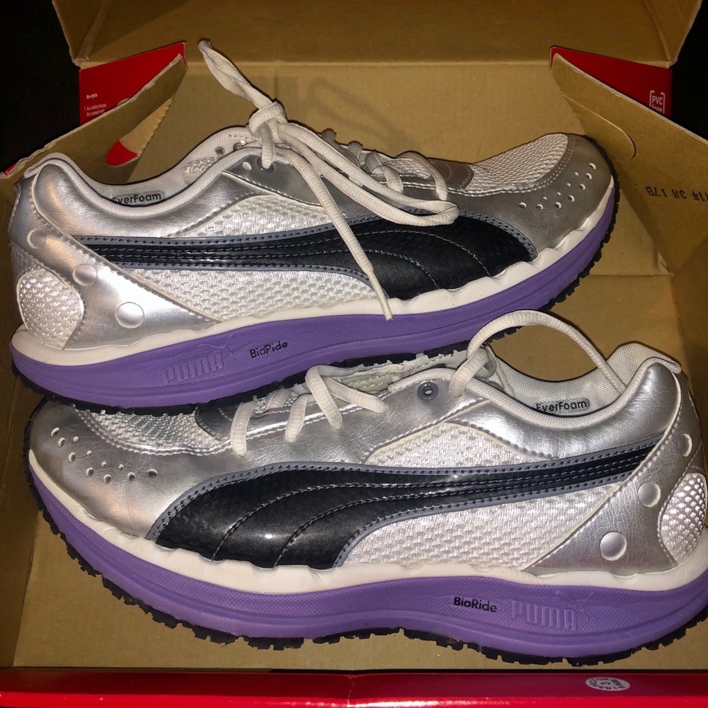 Puma Sneakers